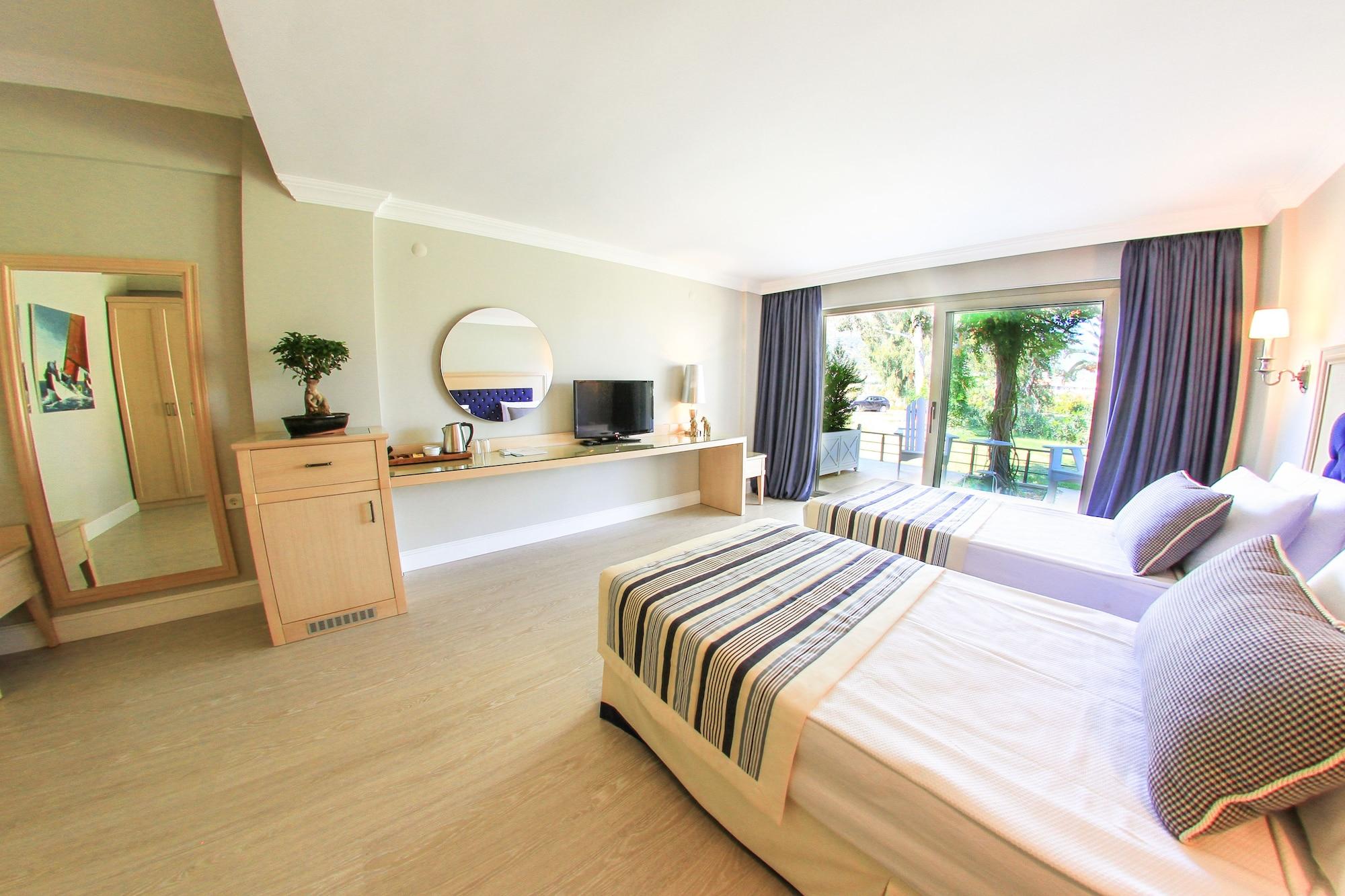 Palm Bay Beach Hotel Emecik Esterno foto
