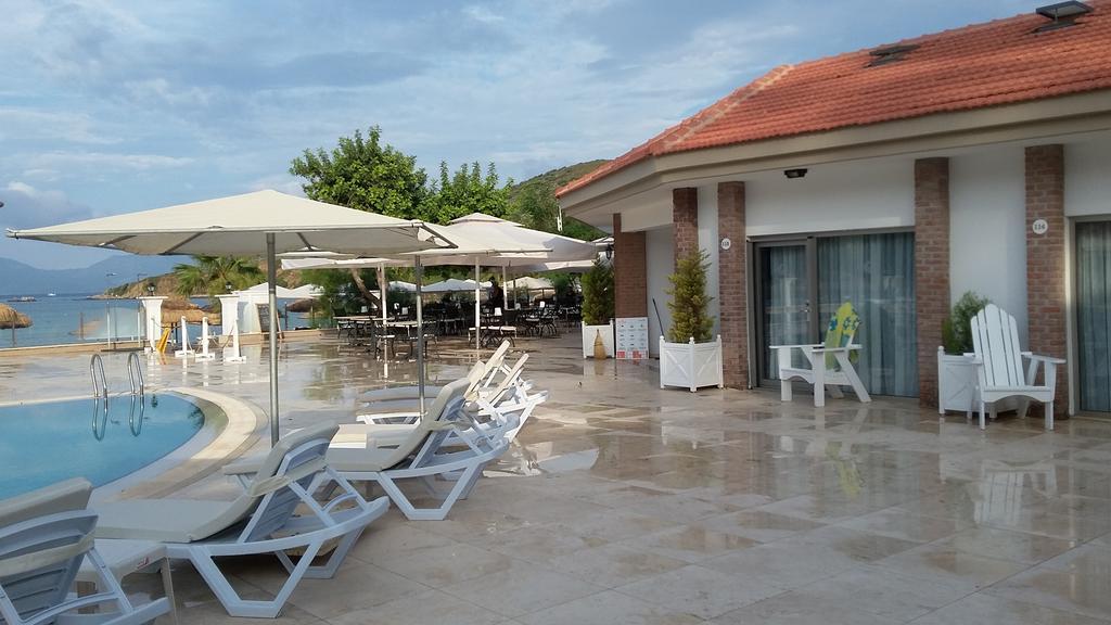 Palm Bay Beach Hotel Emecik Esterno foto